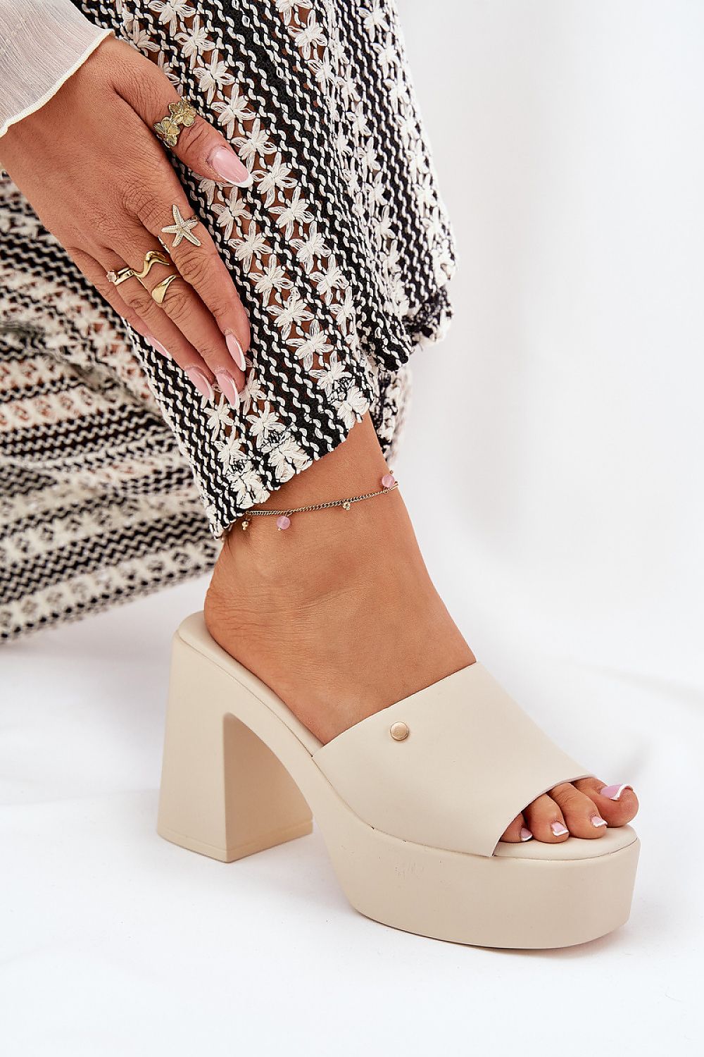 Pantofle model 209943 Step in style