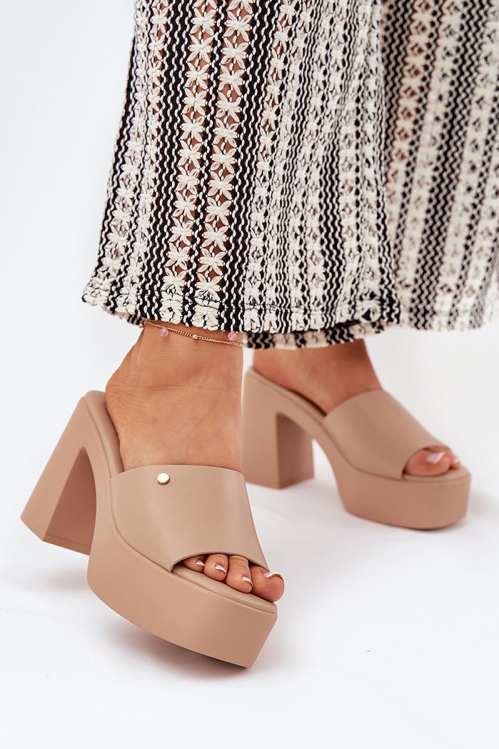 Pantofle model 209944 Step in style