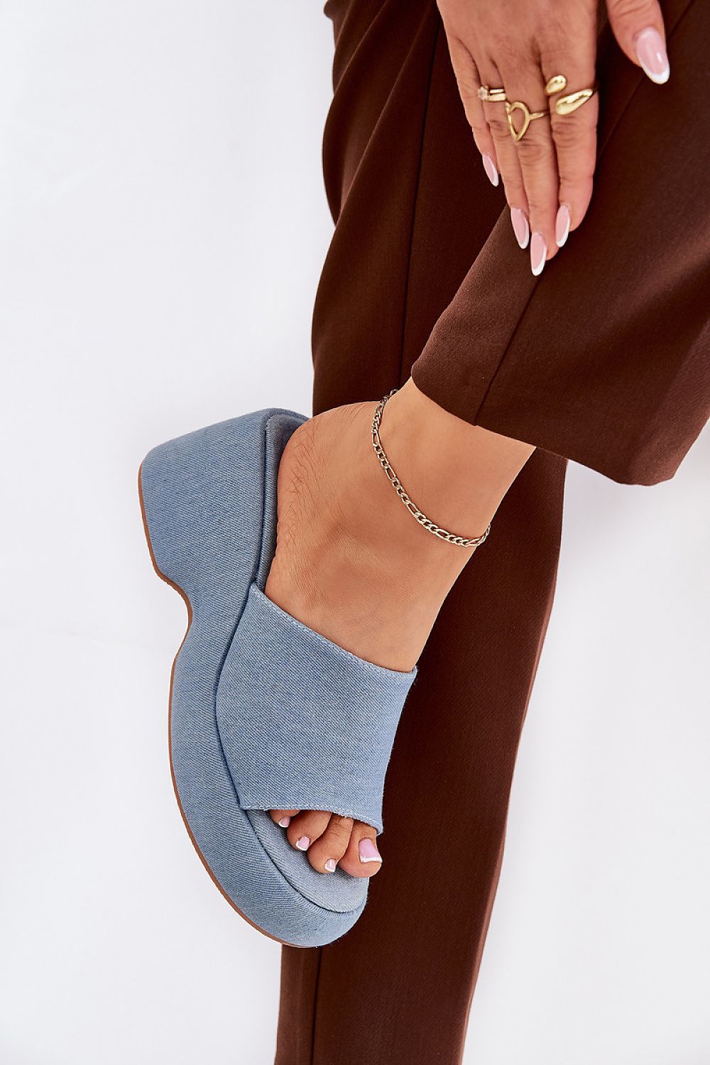 Pantofle model 210171 Step in style