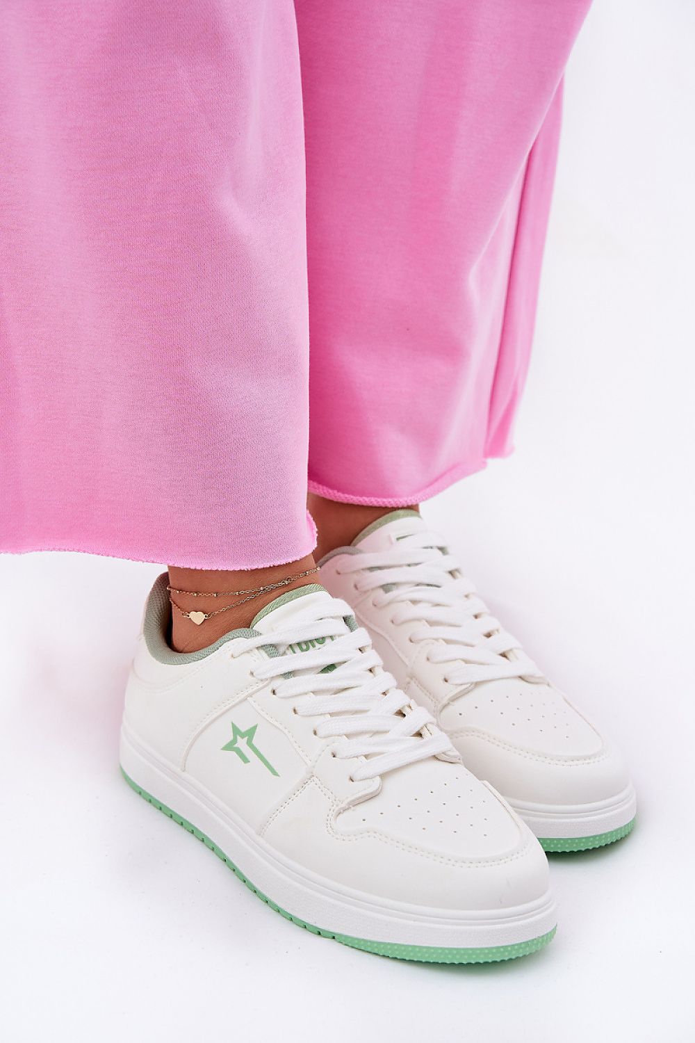 Sportovní obuv model 211334 Step in style