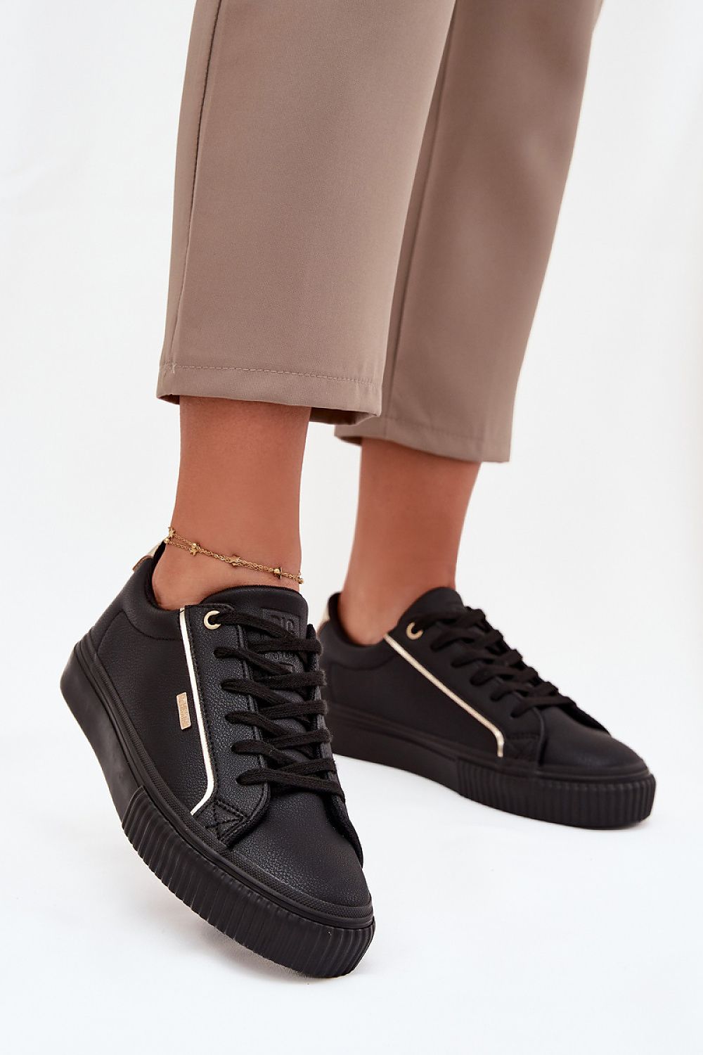 Sportovní obuv model 216473 Step in style