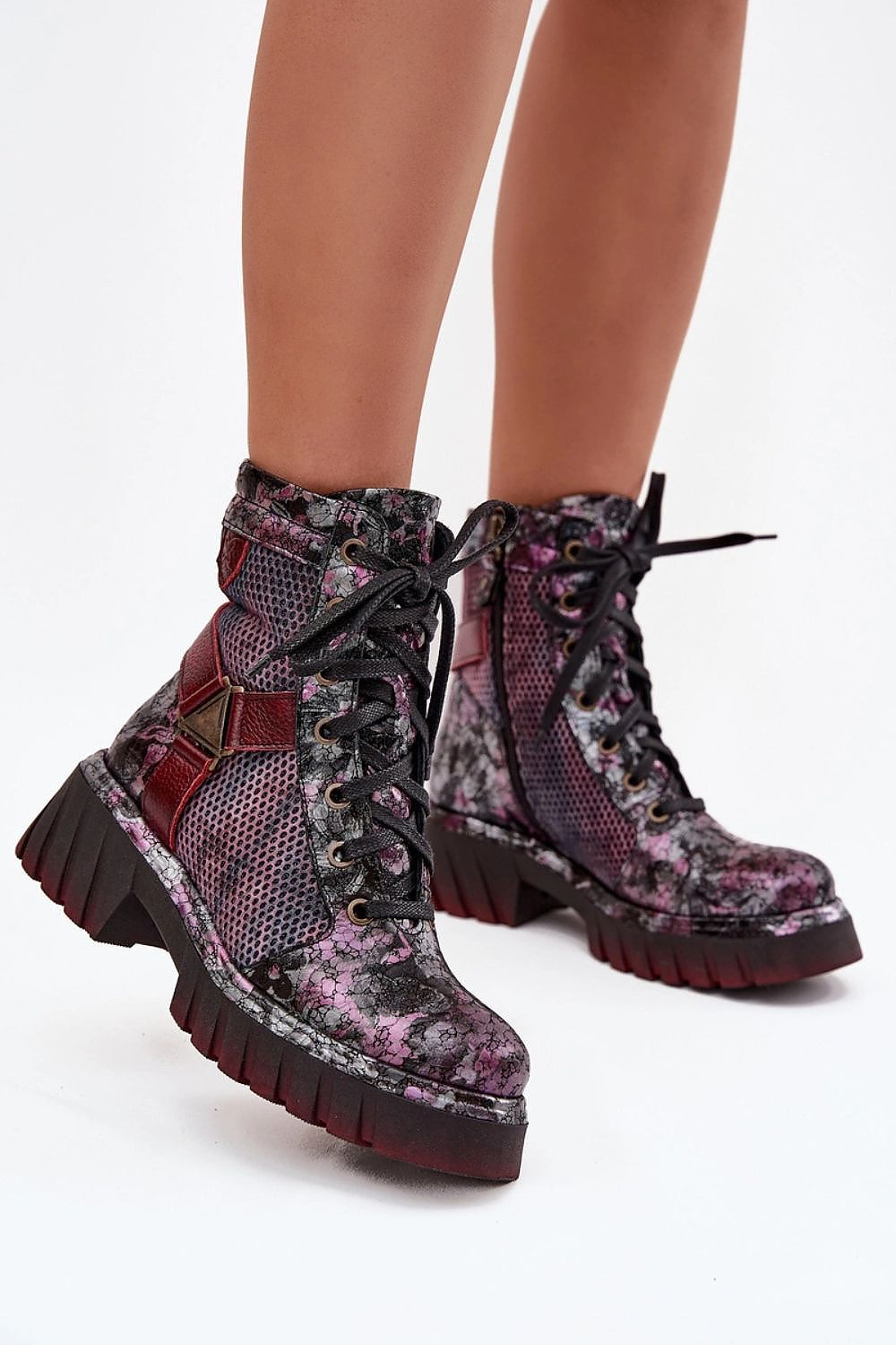 Šněrovací vyšší model 219394 Step in style