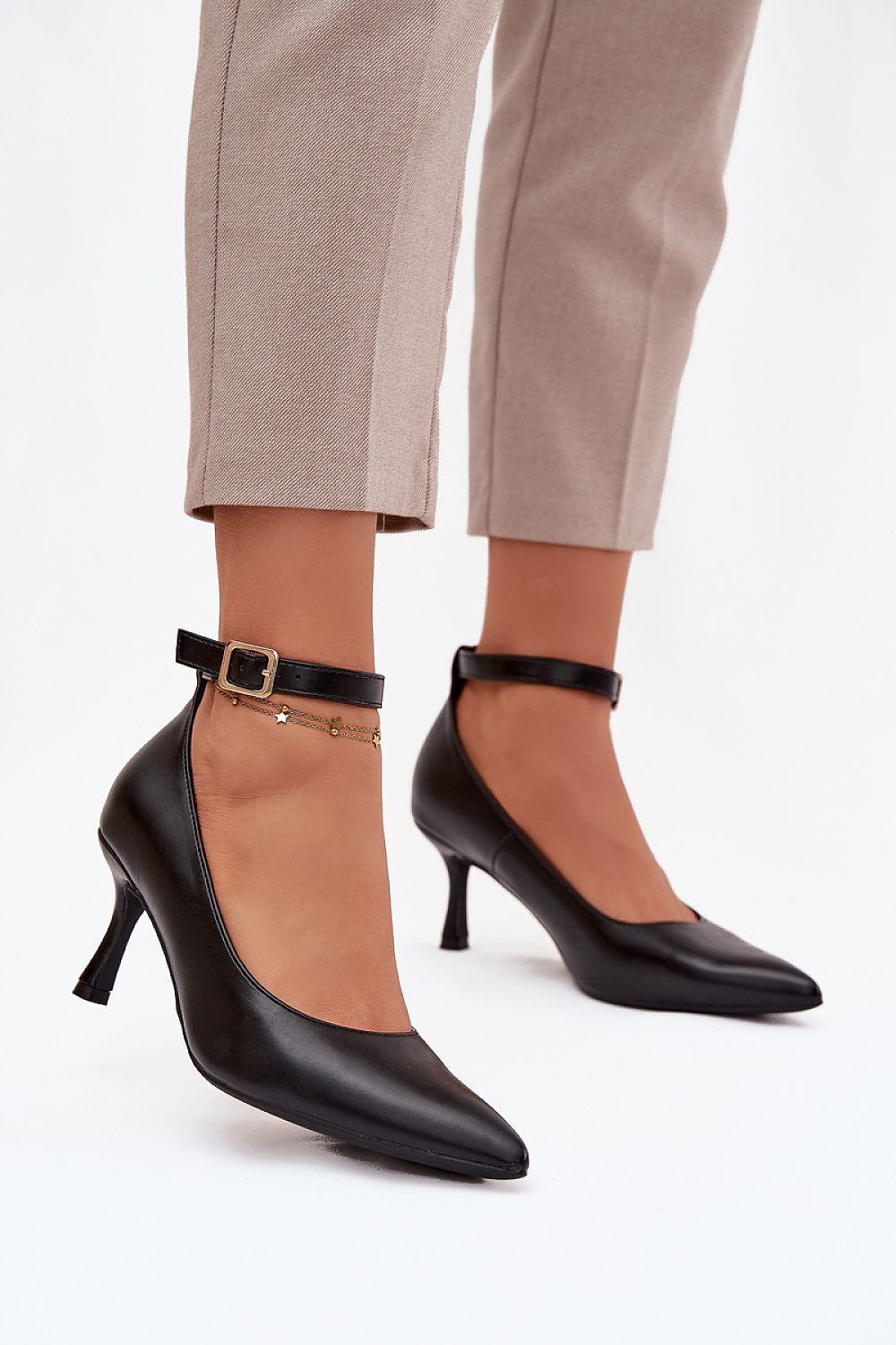 Lodičky na jehlovém podpatku model 221171 Step in style