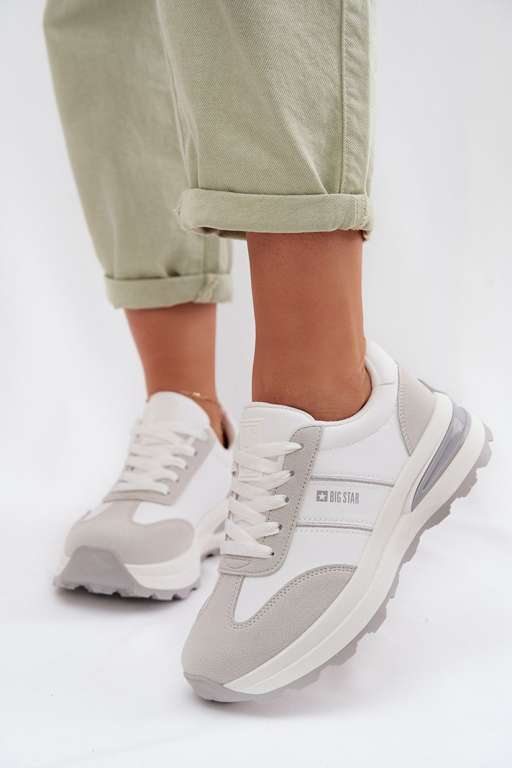 Sportovní obuv model 224716 Step in style