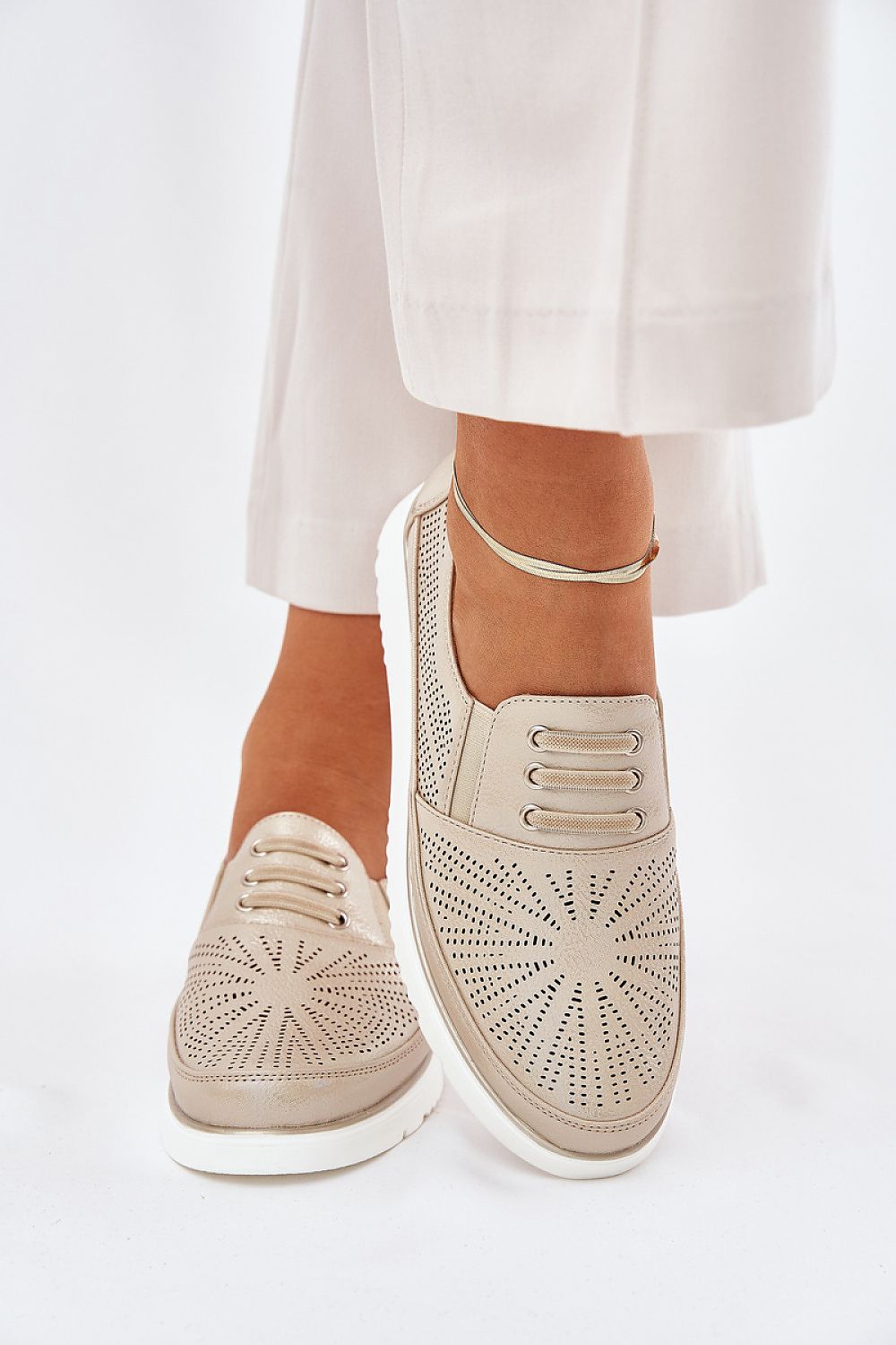  Polobotky  model 209820 Step in style 