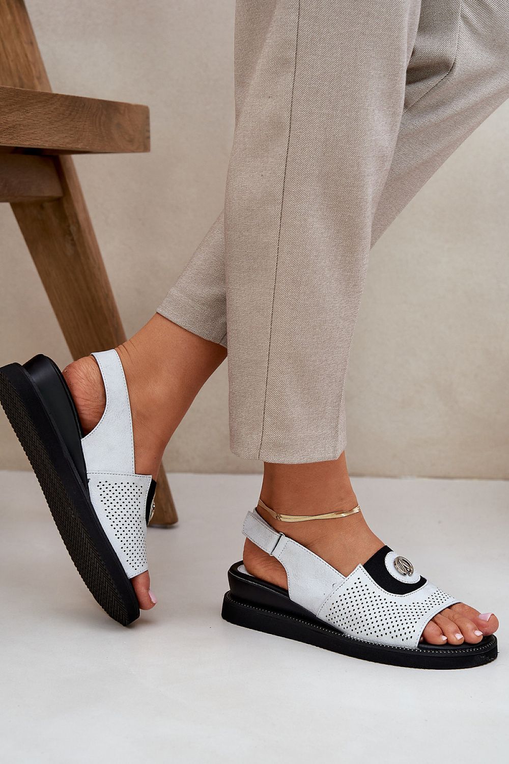  Bota na klínech  model 211718 Step in style 