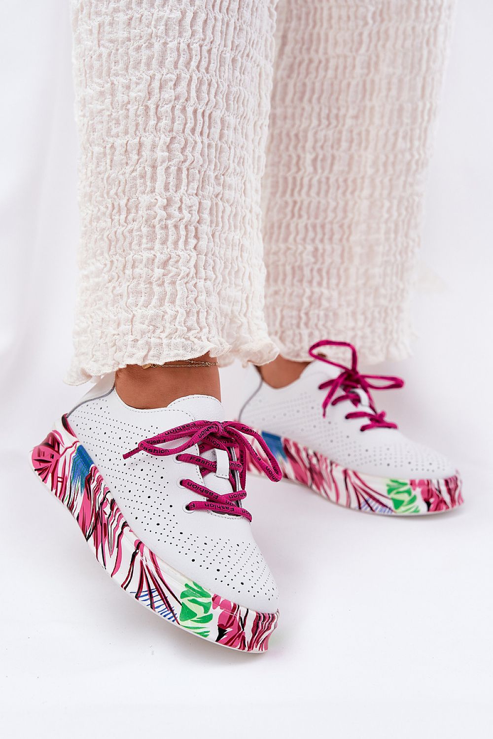  Sportovní obuv  model 212138 Step in style 