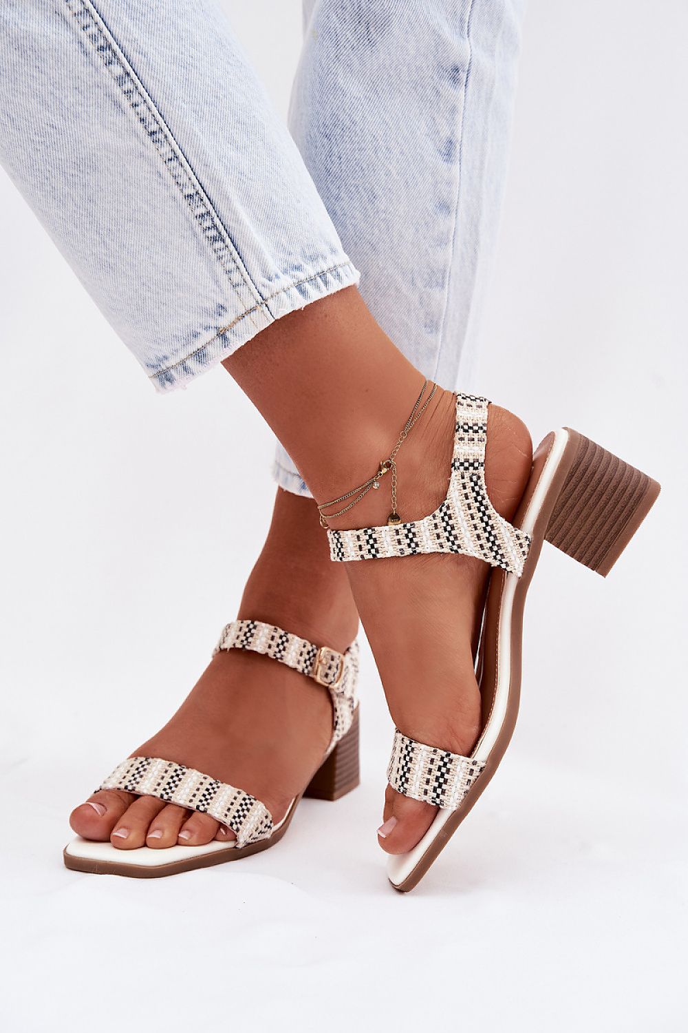  Sandály na podpatku  model 225111 Step in style 